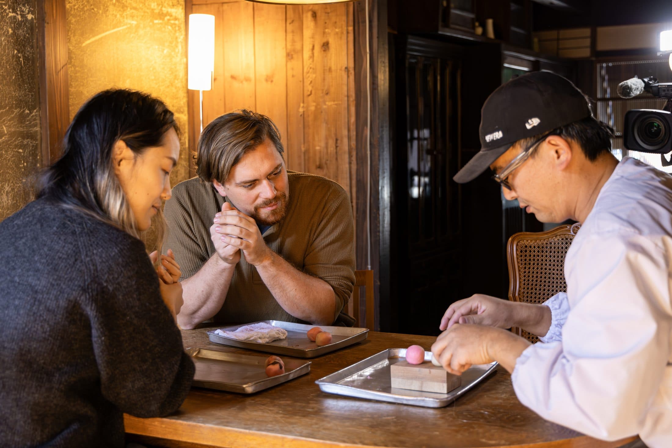 Make wagashi in the confectioner's own kitchen